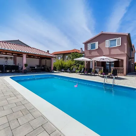 Renata Zadar Villa Zaton (Zadar)