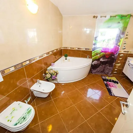 Renata Zadar Villa *
